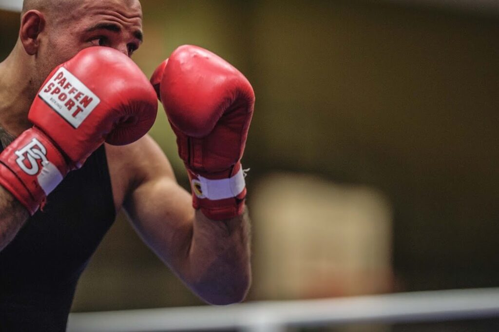 Darius Shabany beim Boxtraining in Bürstadt